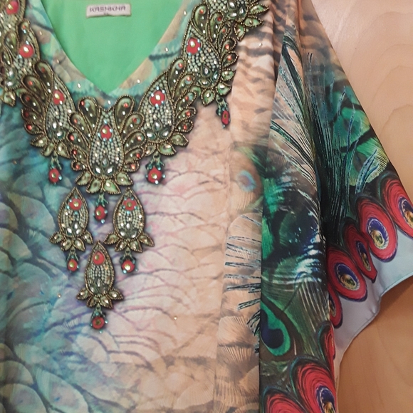 Embroidered Peacock batwing kaftan Kashkha - Picture 3 of 12